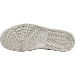 Nike Golf Schuhe Air Jordan 1 Low G, Weiß/schwarz/beige -Professioneller Golfshop nike golf schuhe air jordan 1 low g weissschwarzbeige weiss 5020055 6KMisIlFcqNd5a 1280x1280
