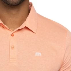 TRAVISMATHEW Polo Mucho Gusto, Aprikot -Professioneller Golfshop travismathew polo mucho gusto aprikot gelb 5062493 6Wa0dNltRvJ0Mj 1280x1280